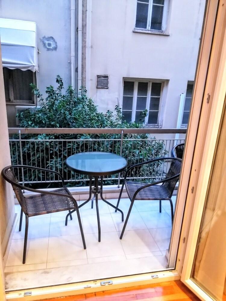 Lovely Apartment In Athens Center Bagian luar foto
